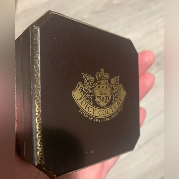 JUICY COUTURE Peace Rhinestone heart dove Necklace in Vintage clasp Box - Picture 5 of 7